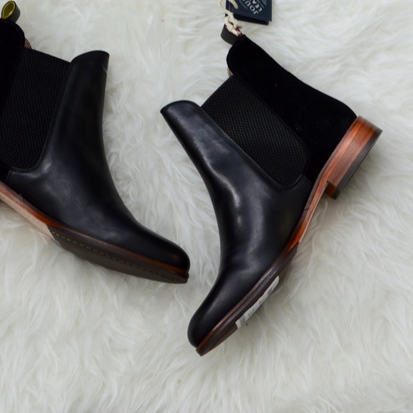 NWT | Joules Black Leather Chelsea Boot 9 - Picture 2 of 5
